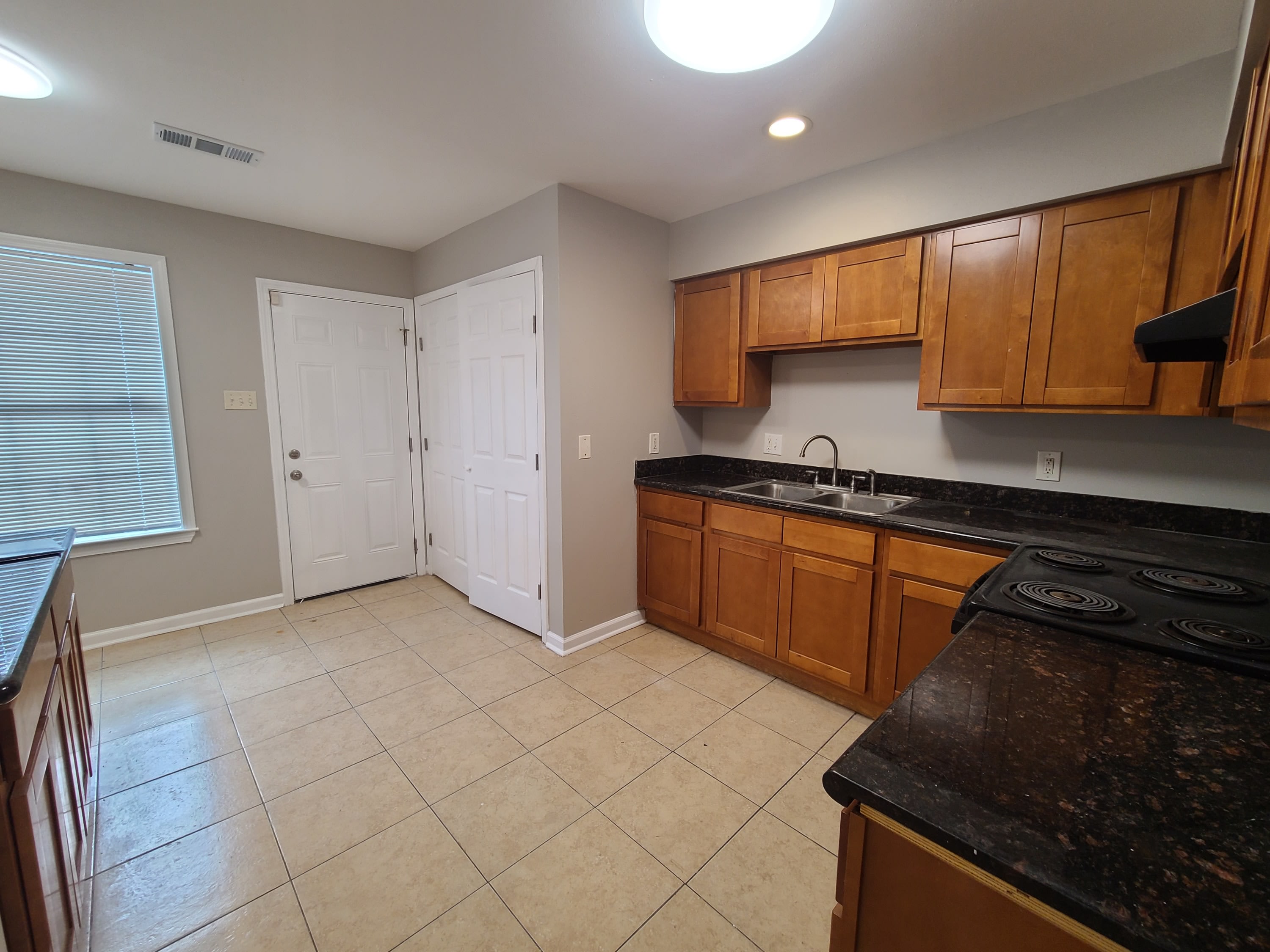 3820 Juno Drive – photo 2