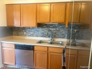 433 Fox Hills Drive S – photo 4