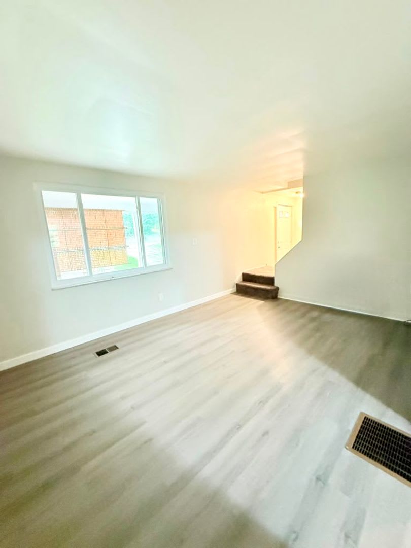 472-474 Guylyn Dr – photo 5