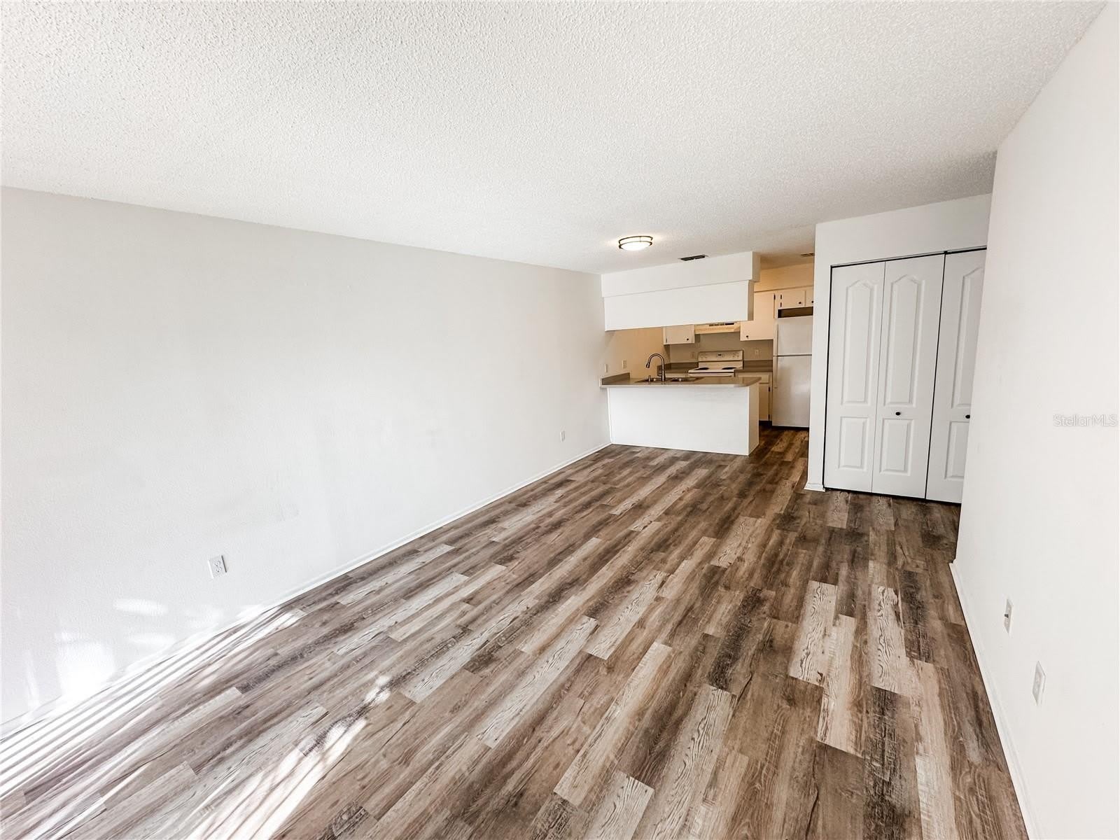 5390 SE 29TH Place – photo 4