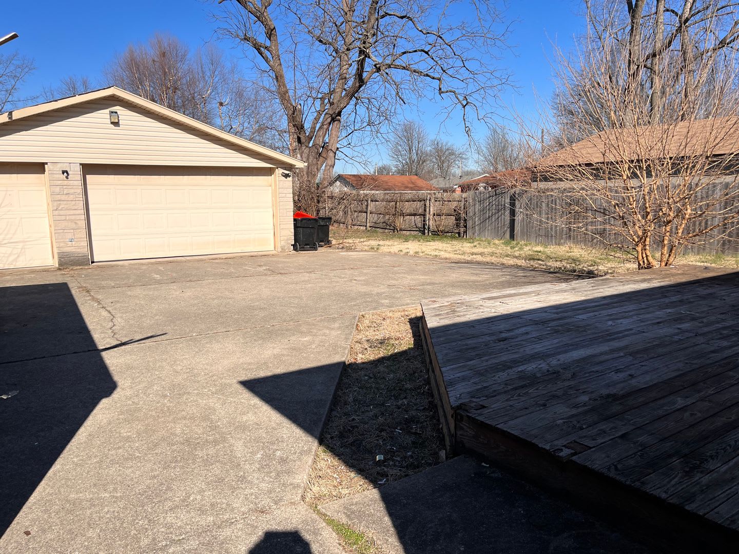 3 Bedroom, 1 bath ranch home, with a 2.5 car garage – photo 2