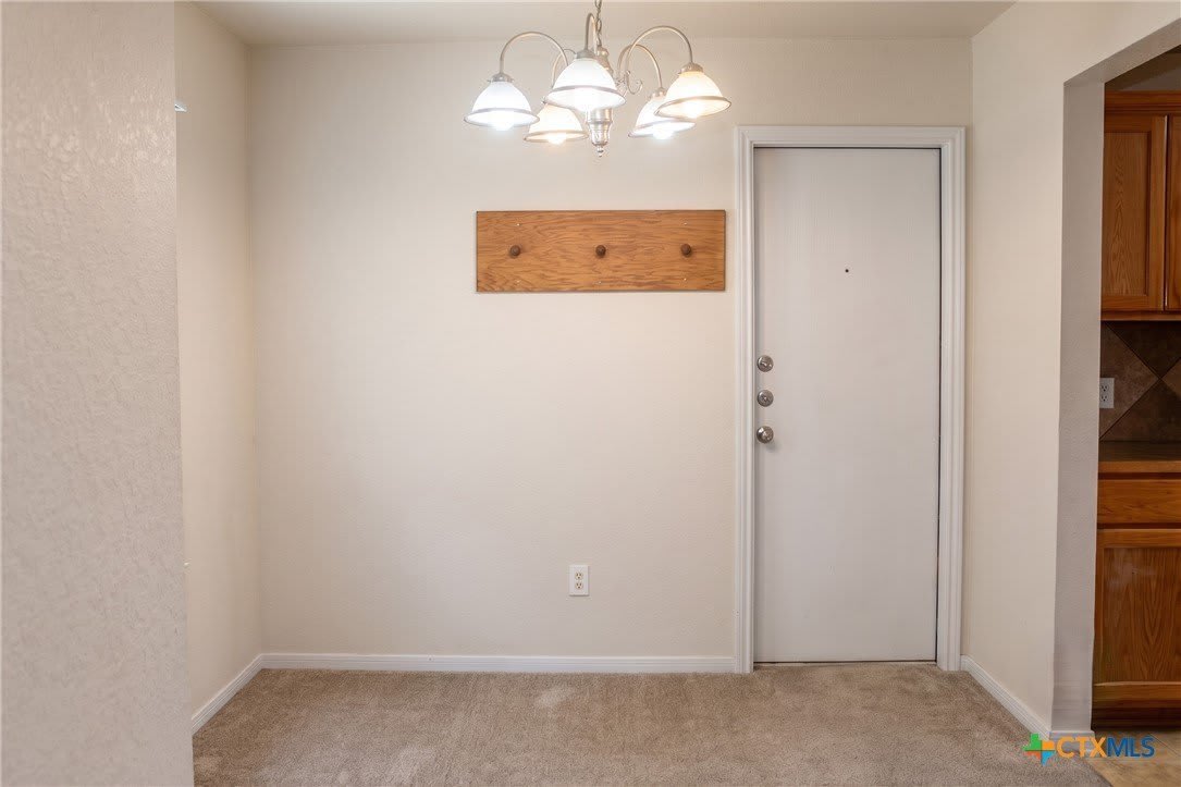 310 Janelle Drive – photo 2