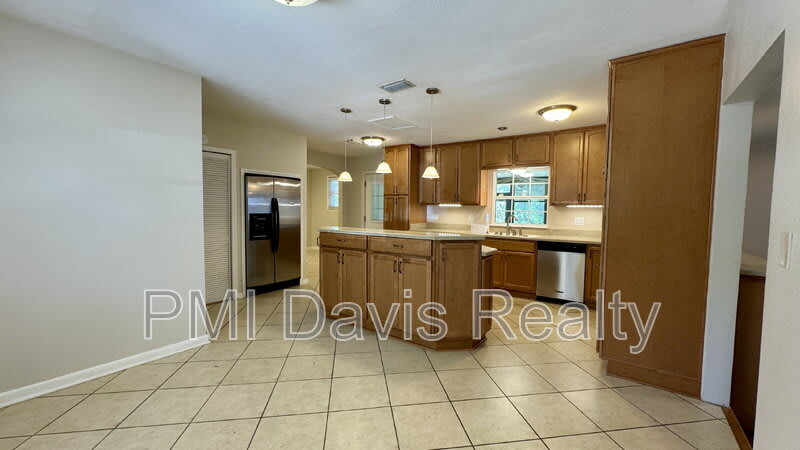 2543 Holly Point Rd W – photo 2