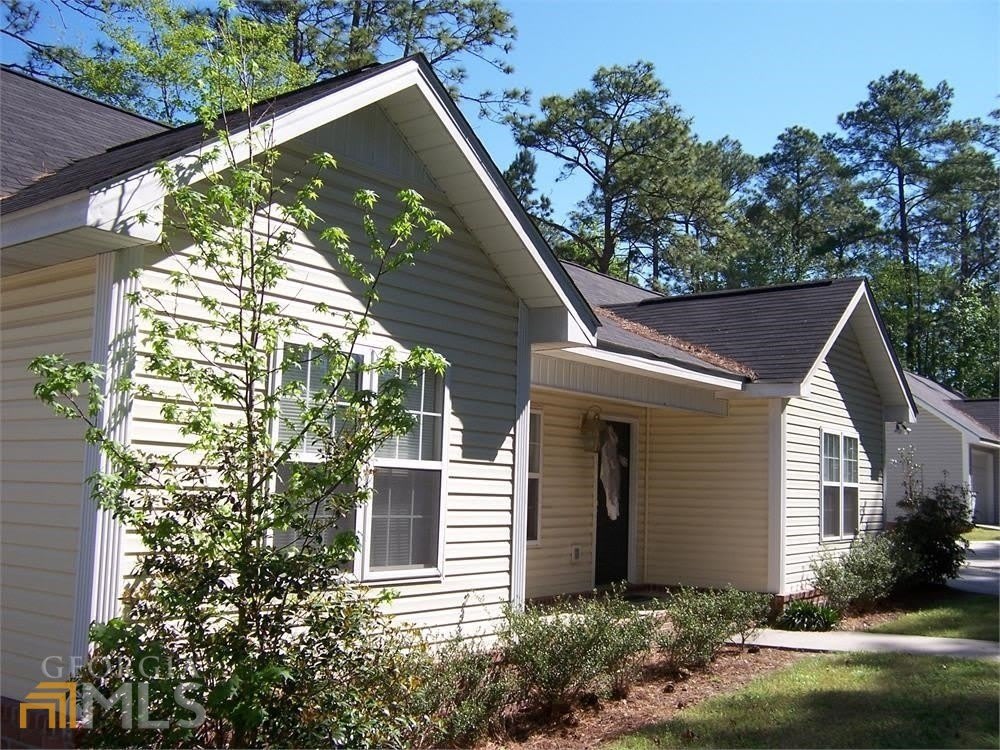303 Aldred Avenue – photo 1