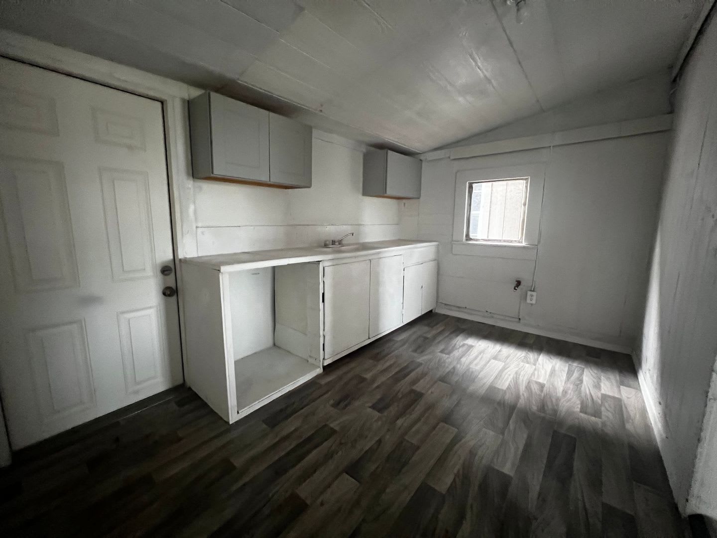 2 Bedroom in Slaton! – photo 3