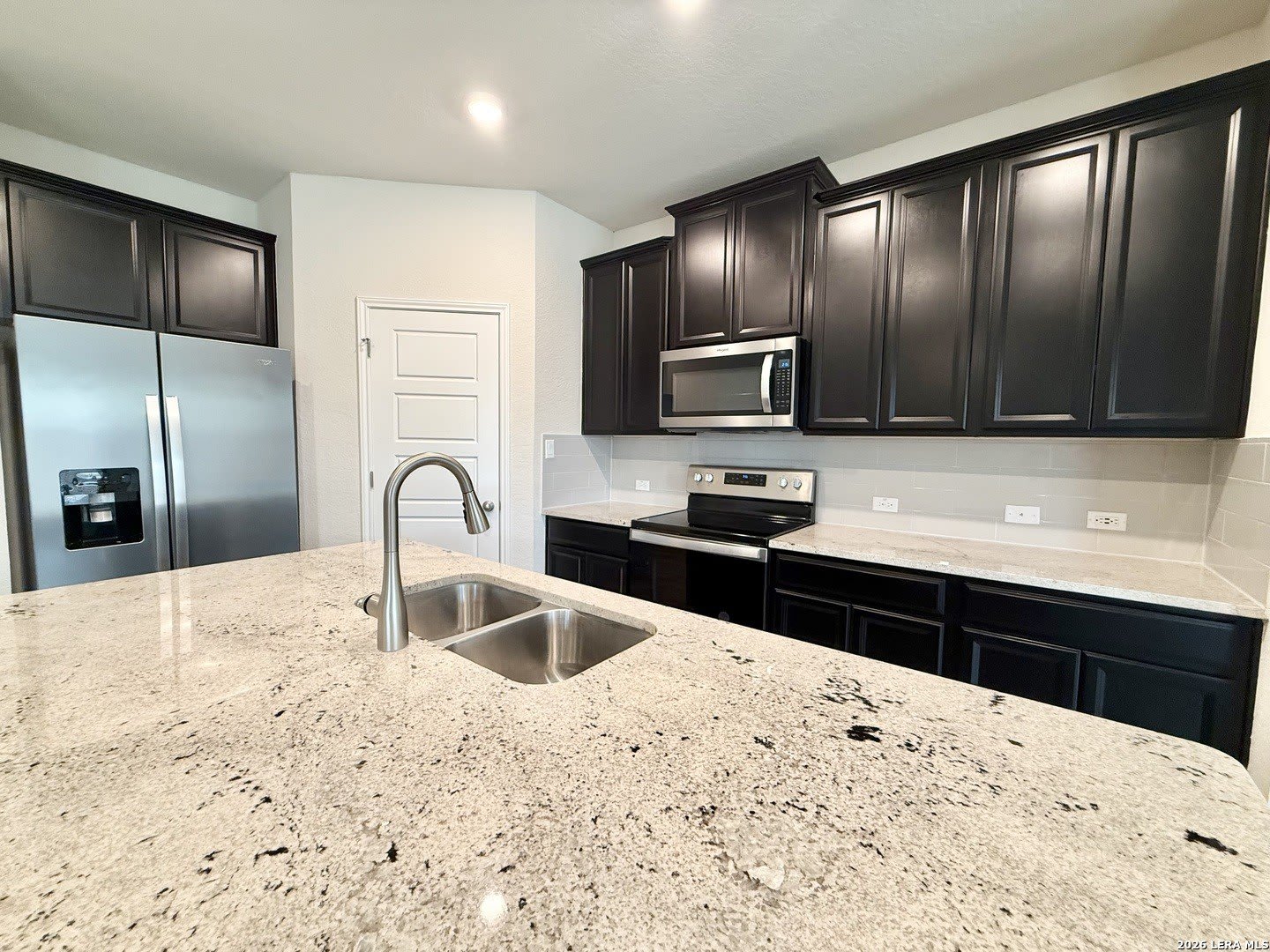 3017 Hess Blvd – photo 5