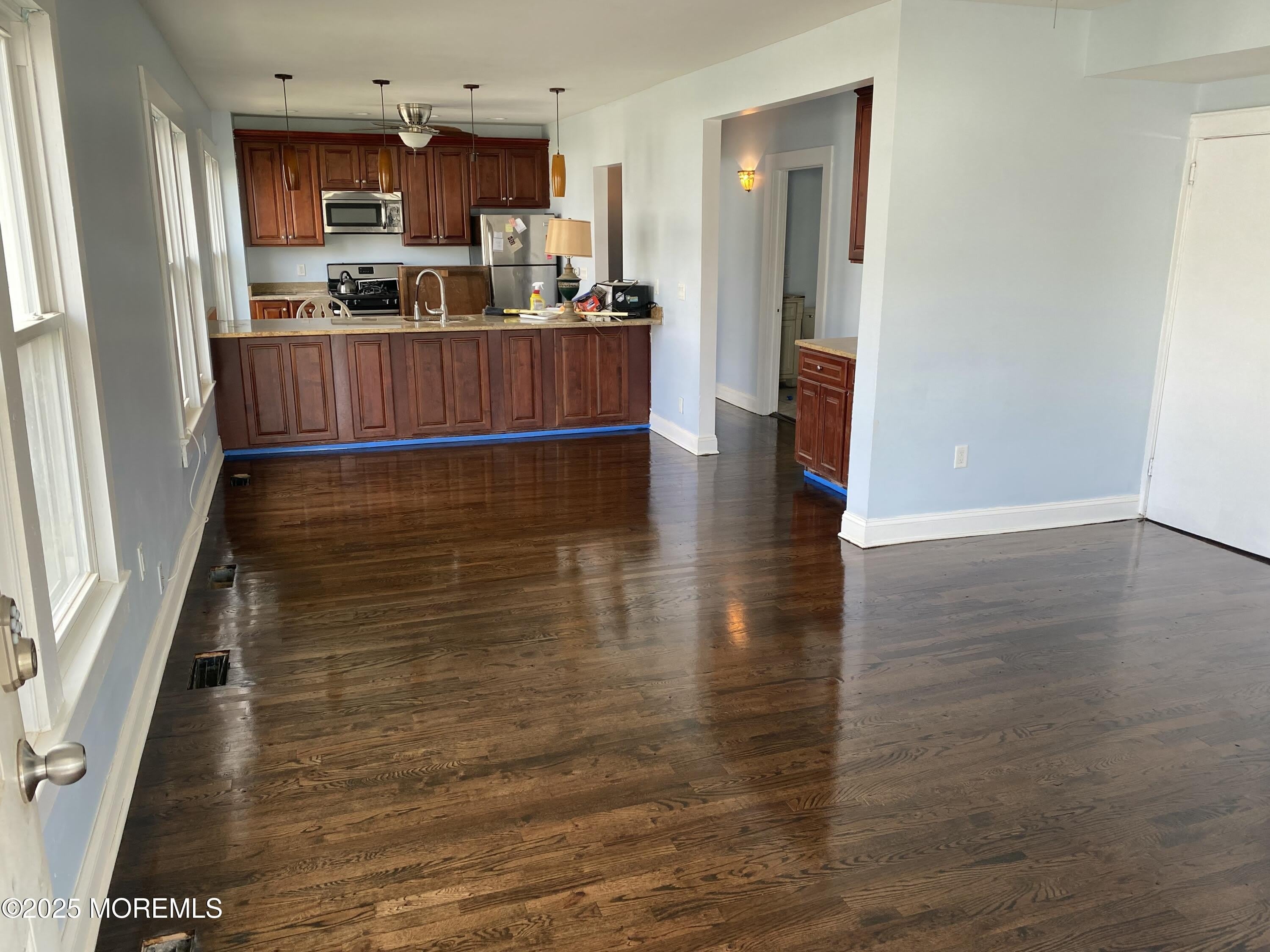 201 16th Avenue – photo 3
