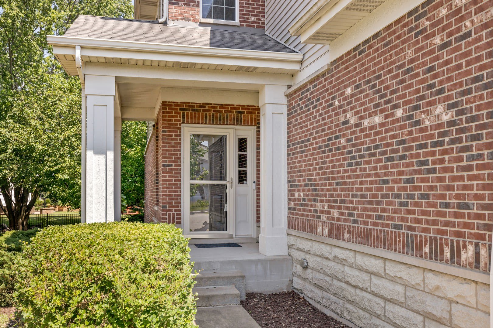1022 Ravendale Court – photo 3