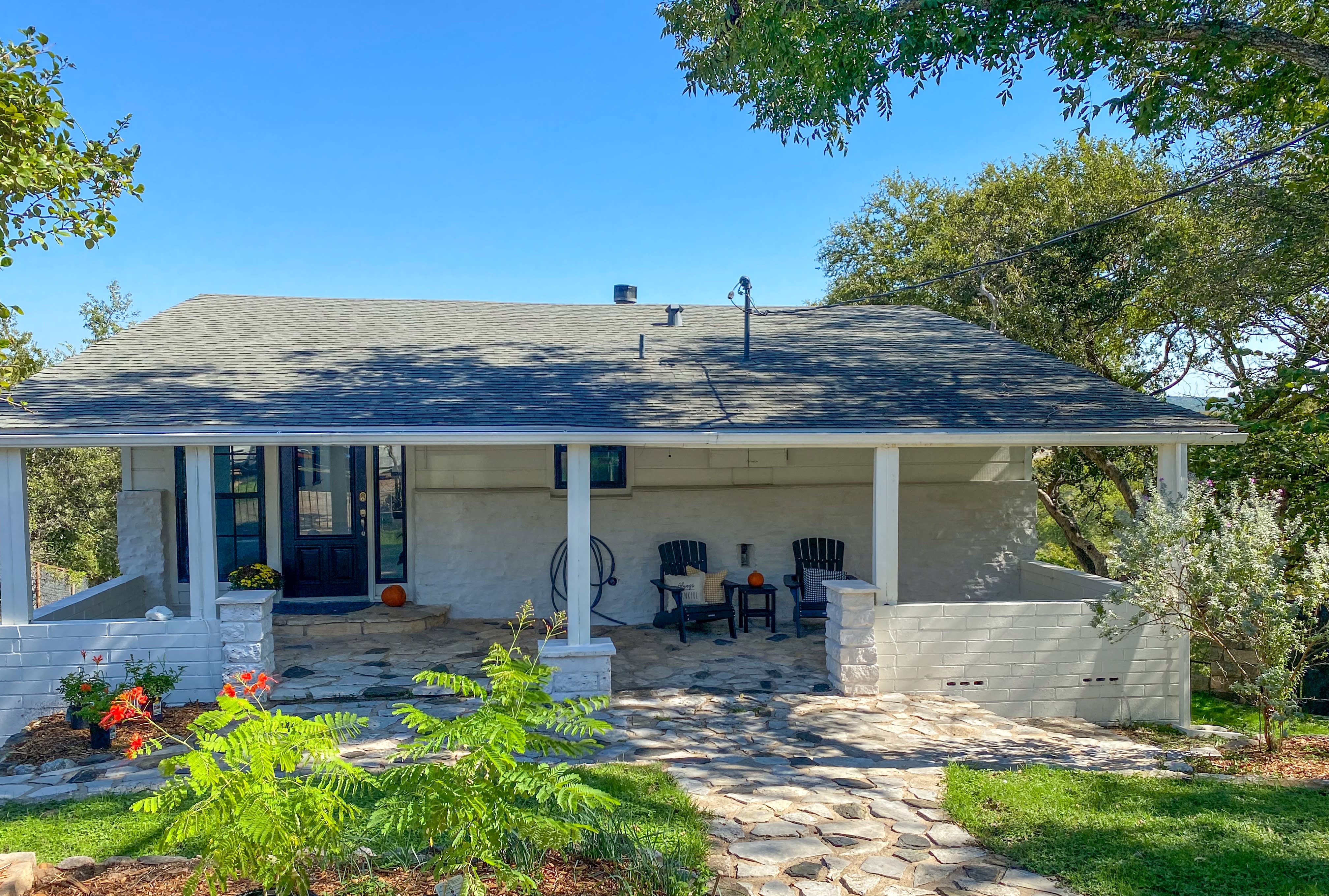1201 Lakeshore Dr – photo 3