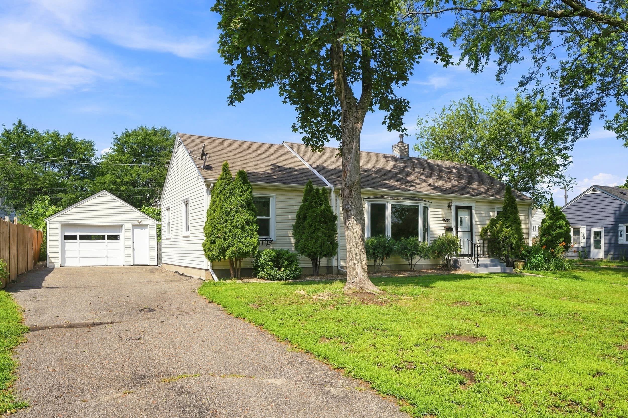 7620 Harriet Avenue – photo 1