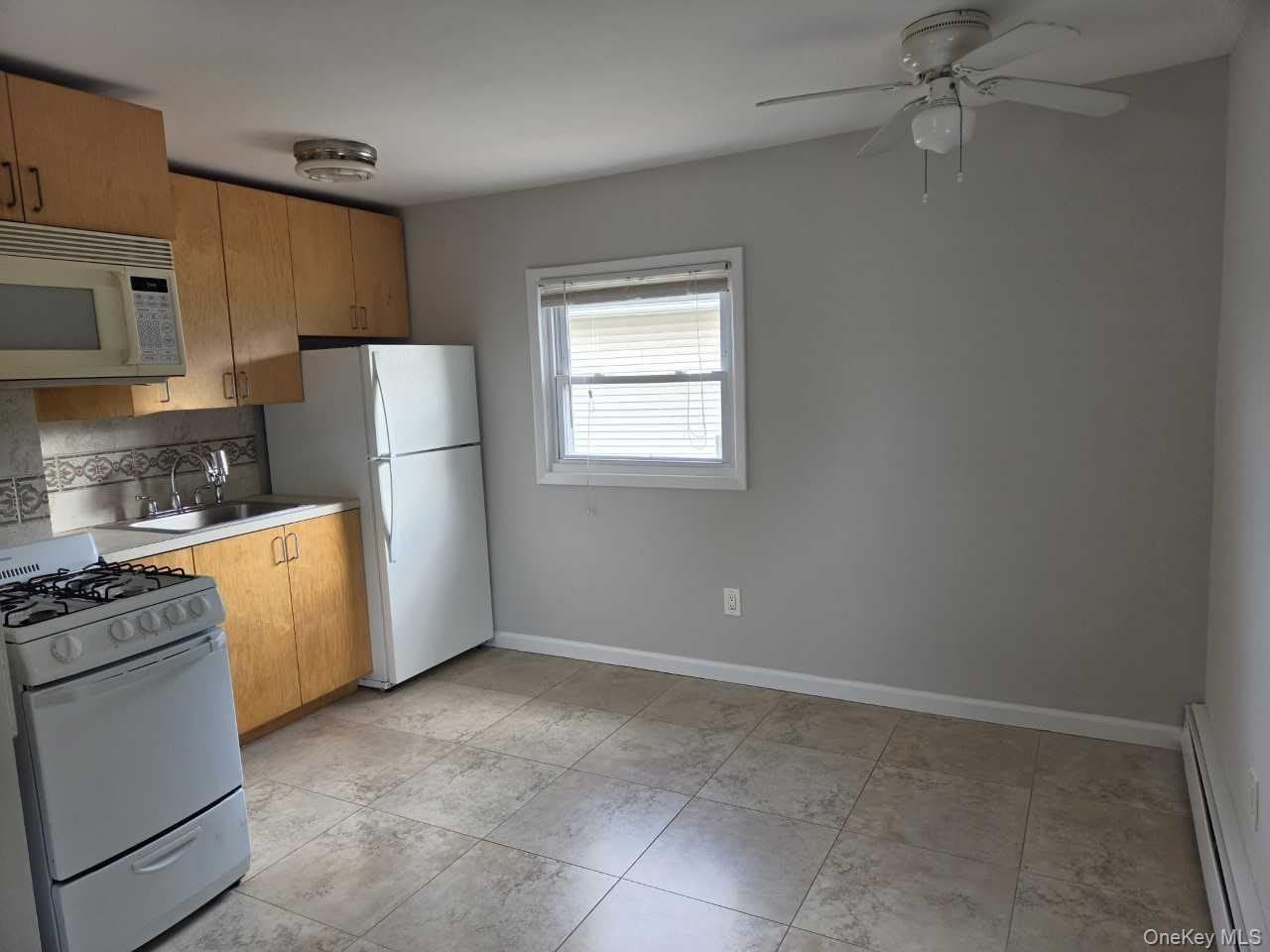 140 N Forest Avenue – photo 3