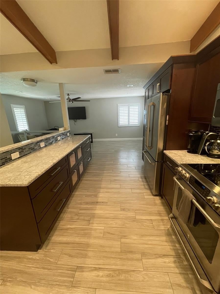 1450 MAHOGANY Lane – photo 4