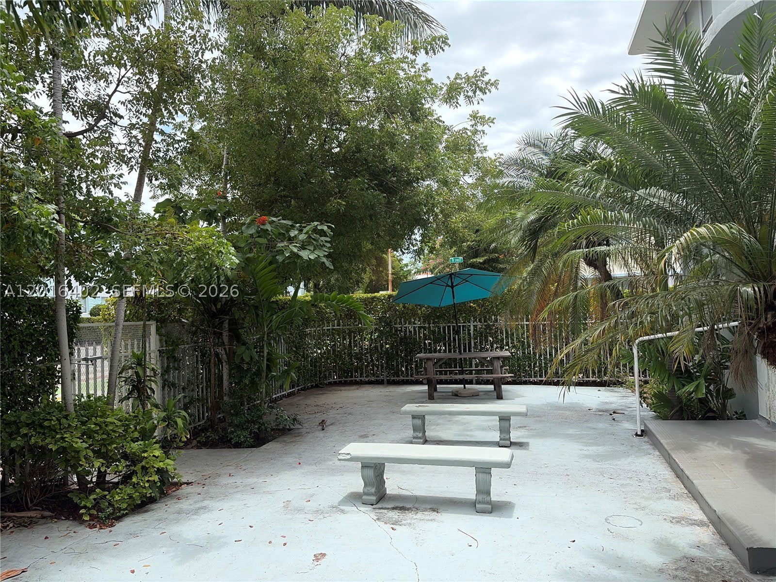 900 Jefferson Ave – photo 3
