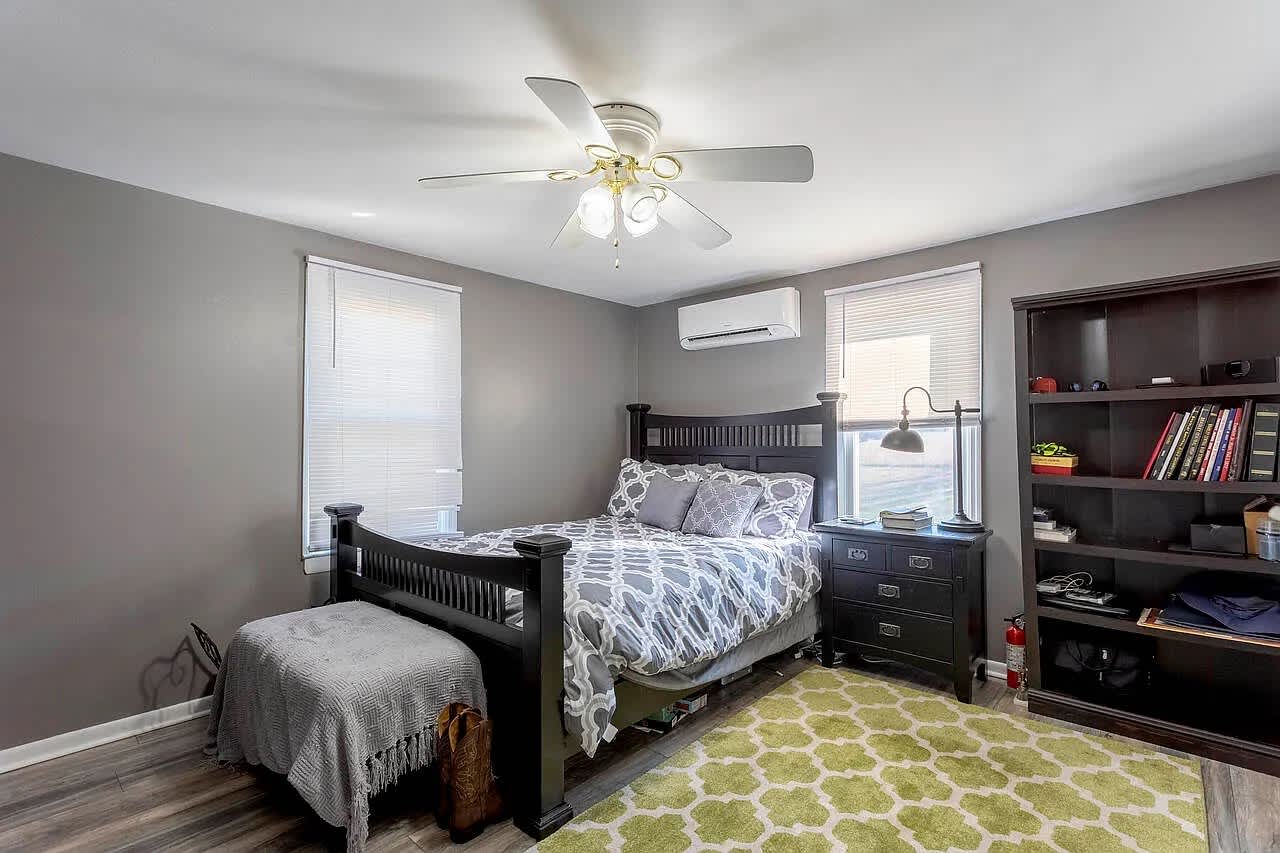 2402 Rodney Drive – photo 5