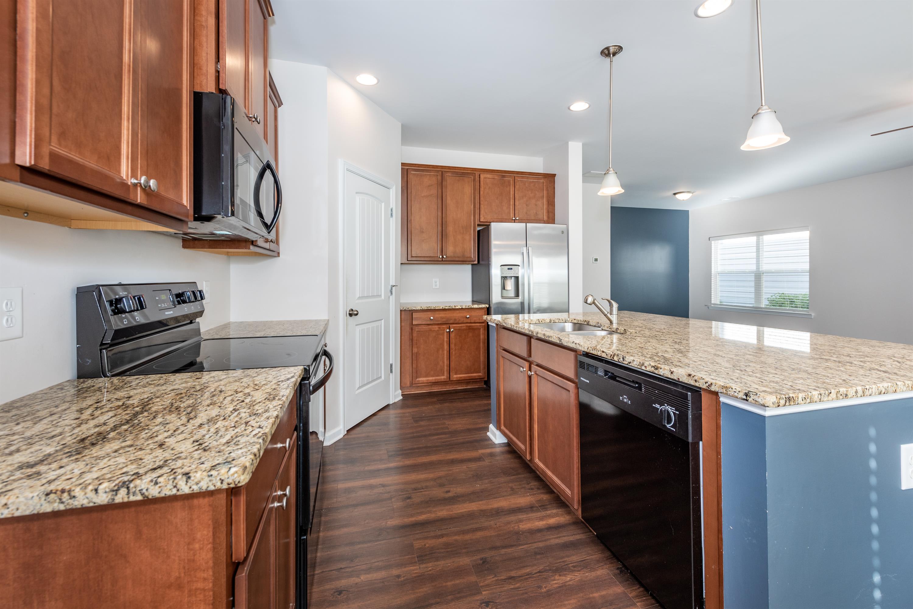 172 Renford Road – photo 4