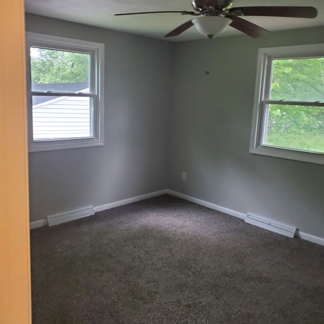 6 Bdrm House For Rent – photo 4