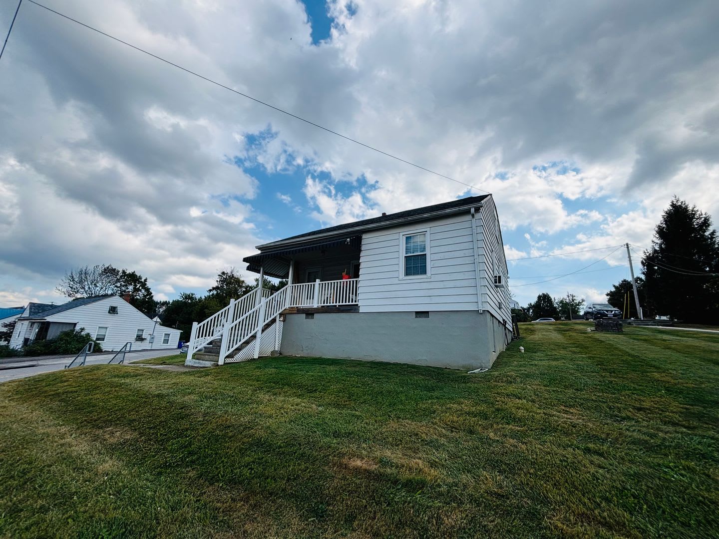 2 Bedroom, 1 Bath House – photo 2