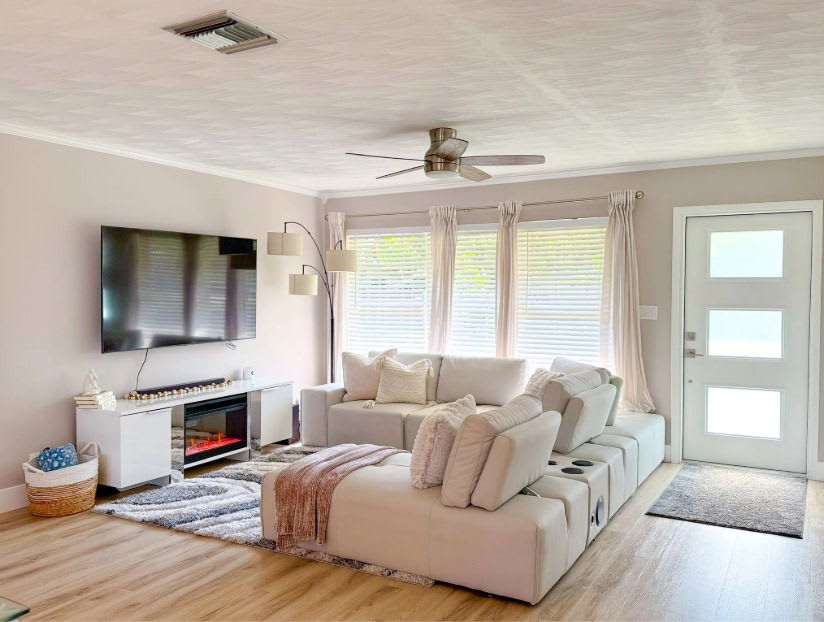 3300 North 67th Avenue – photo 2