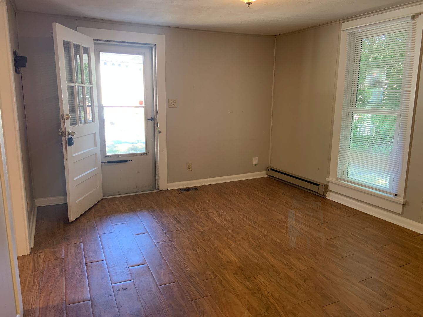 2 Br House Off The Beaten Path In The Brightwood School Area – photo 3