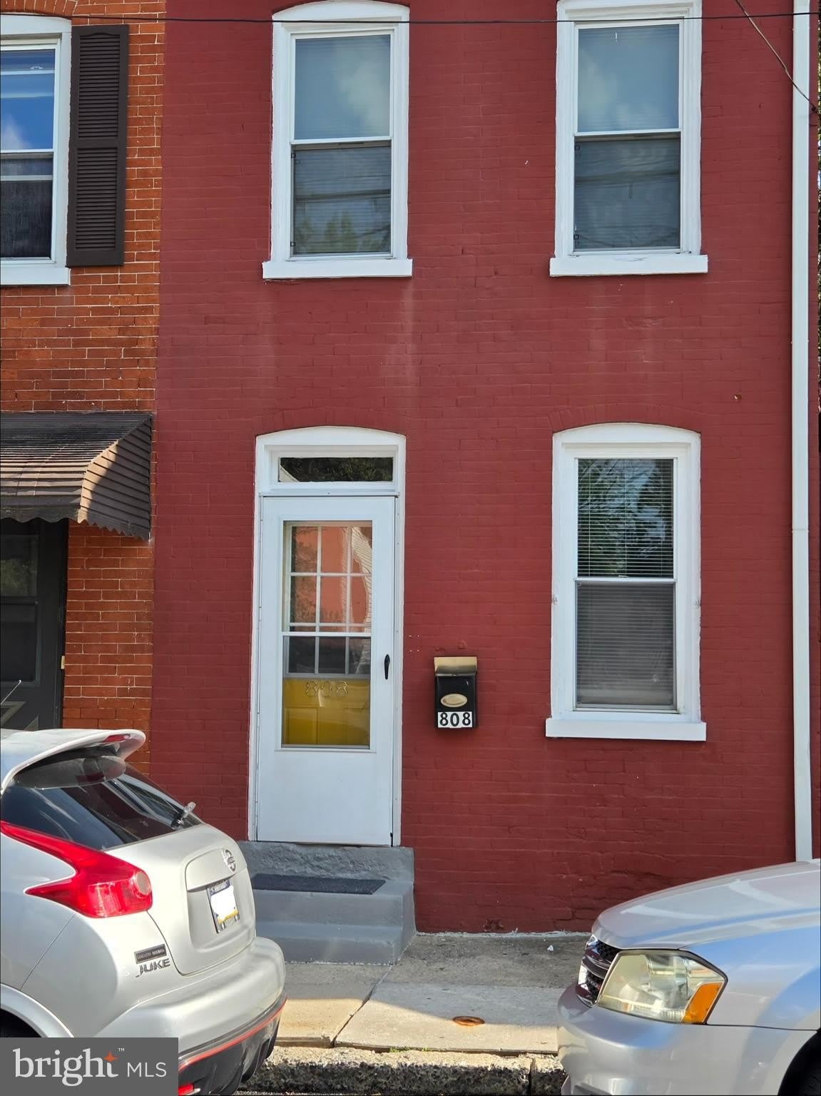 808 E MARION Street – photo 1