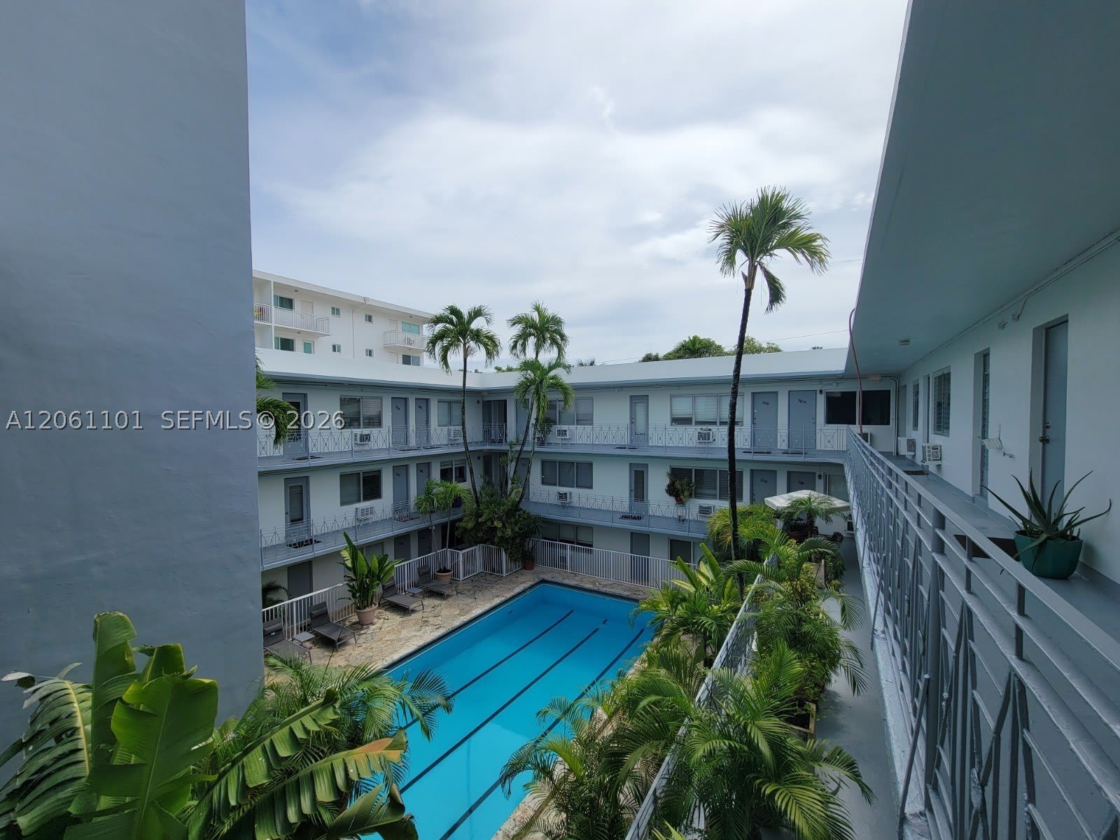 835 Lenox Ave – photo 2