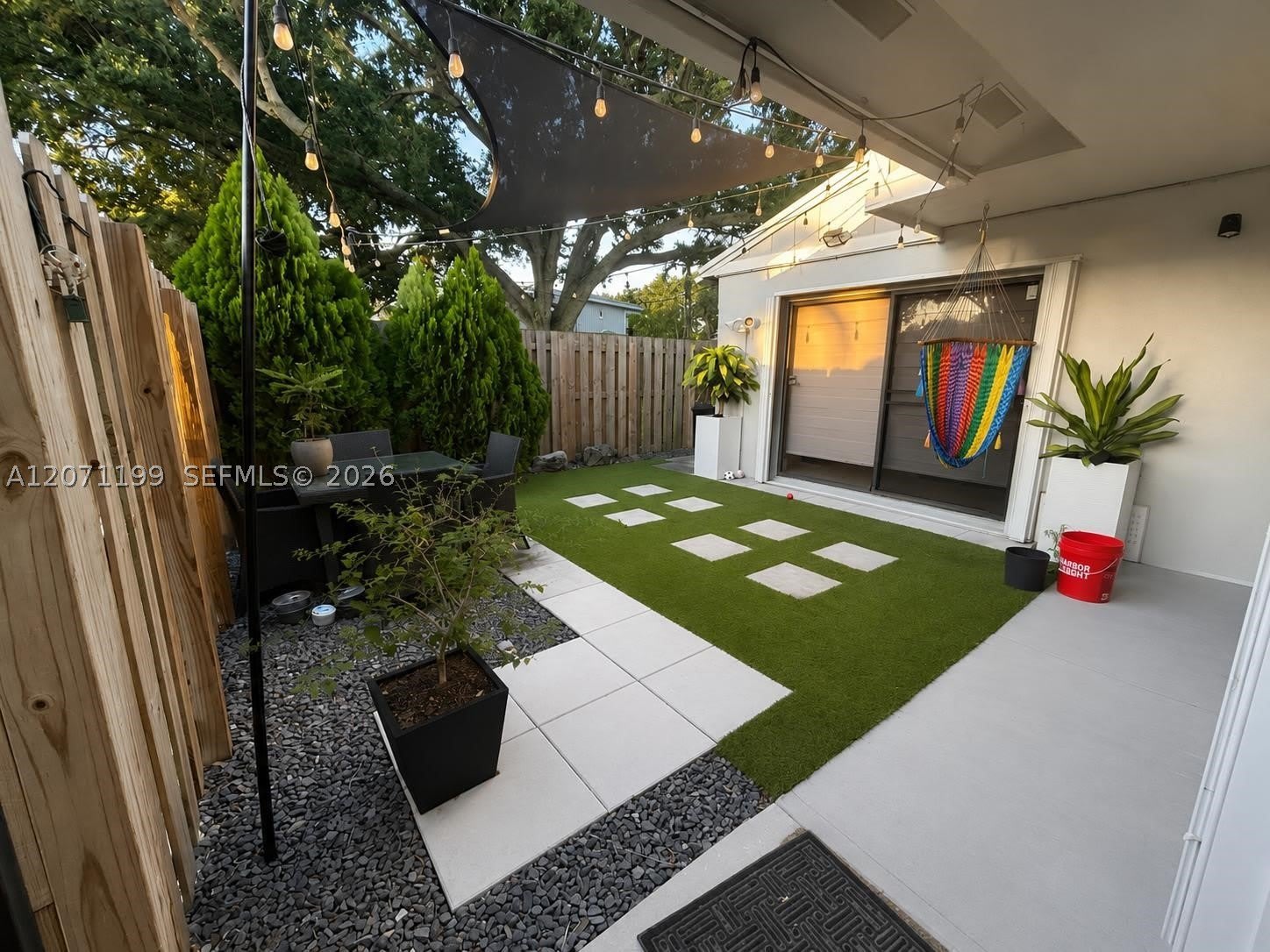 13290 NW 7th St – photo 4