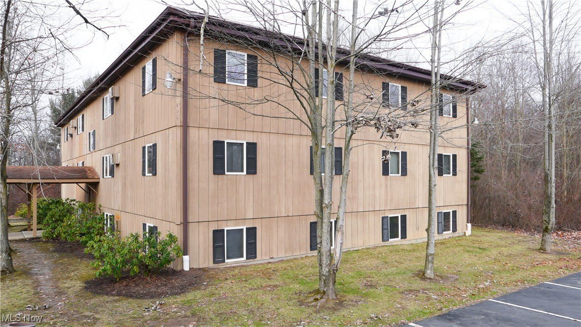 8140 Southwood Drive – photo 2