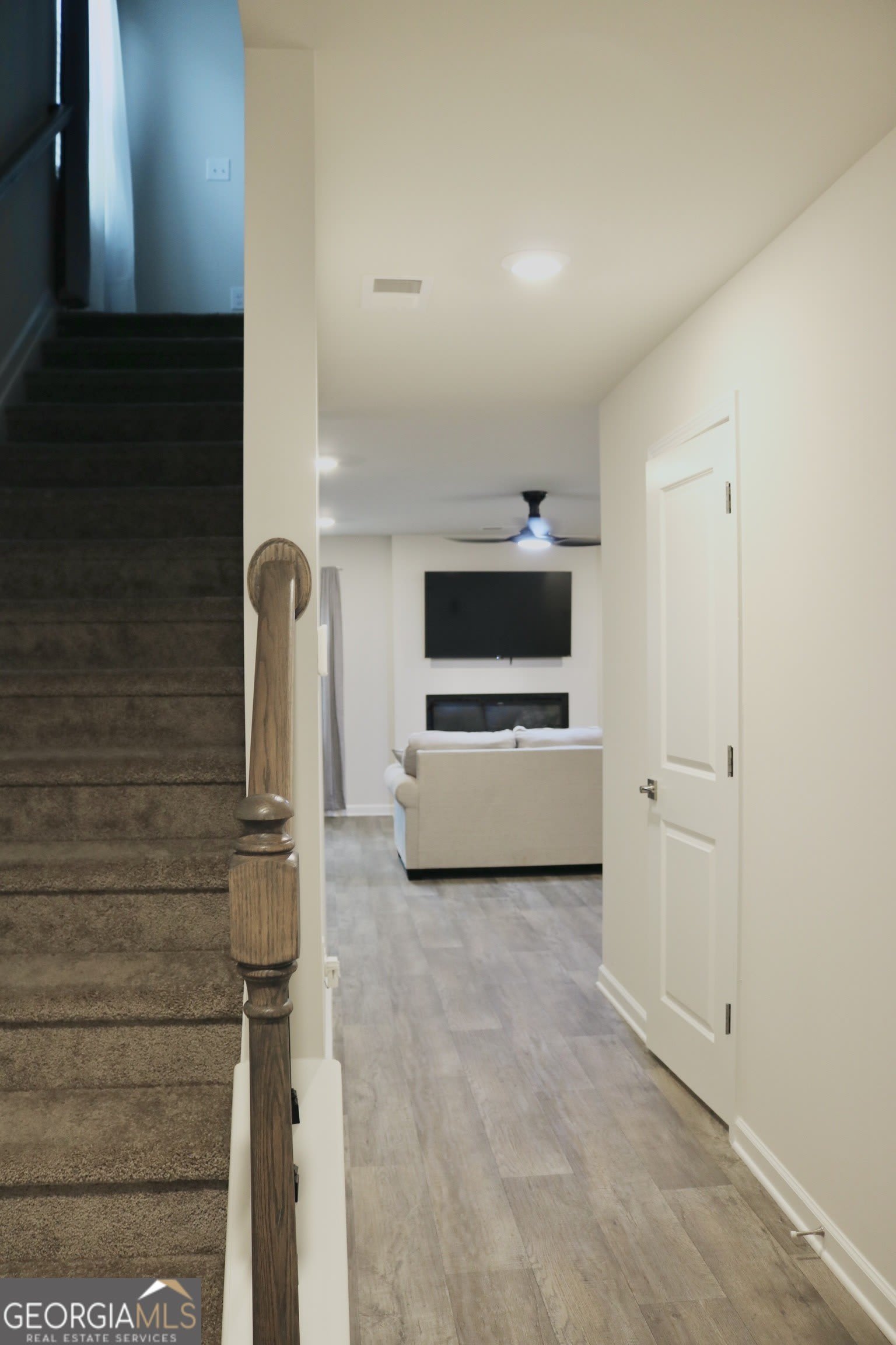 204 River Meadow Drive – photo 2
