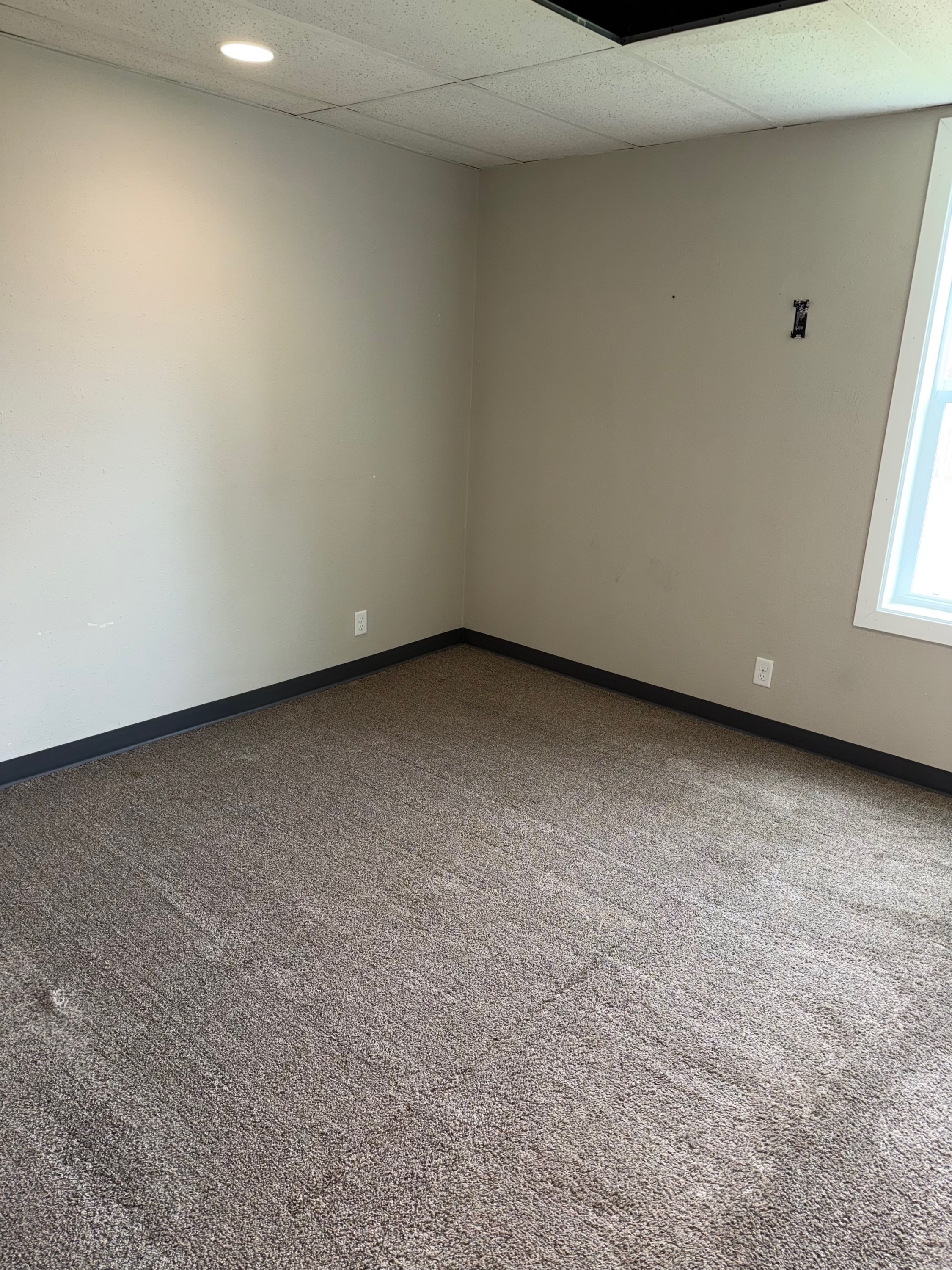 236 Main St S – photo 4