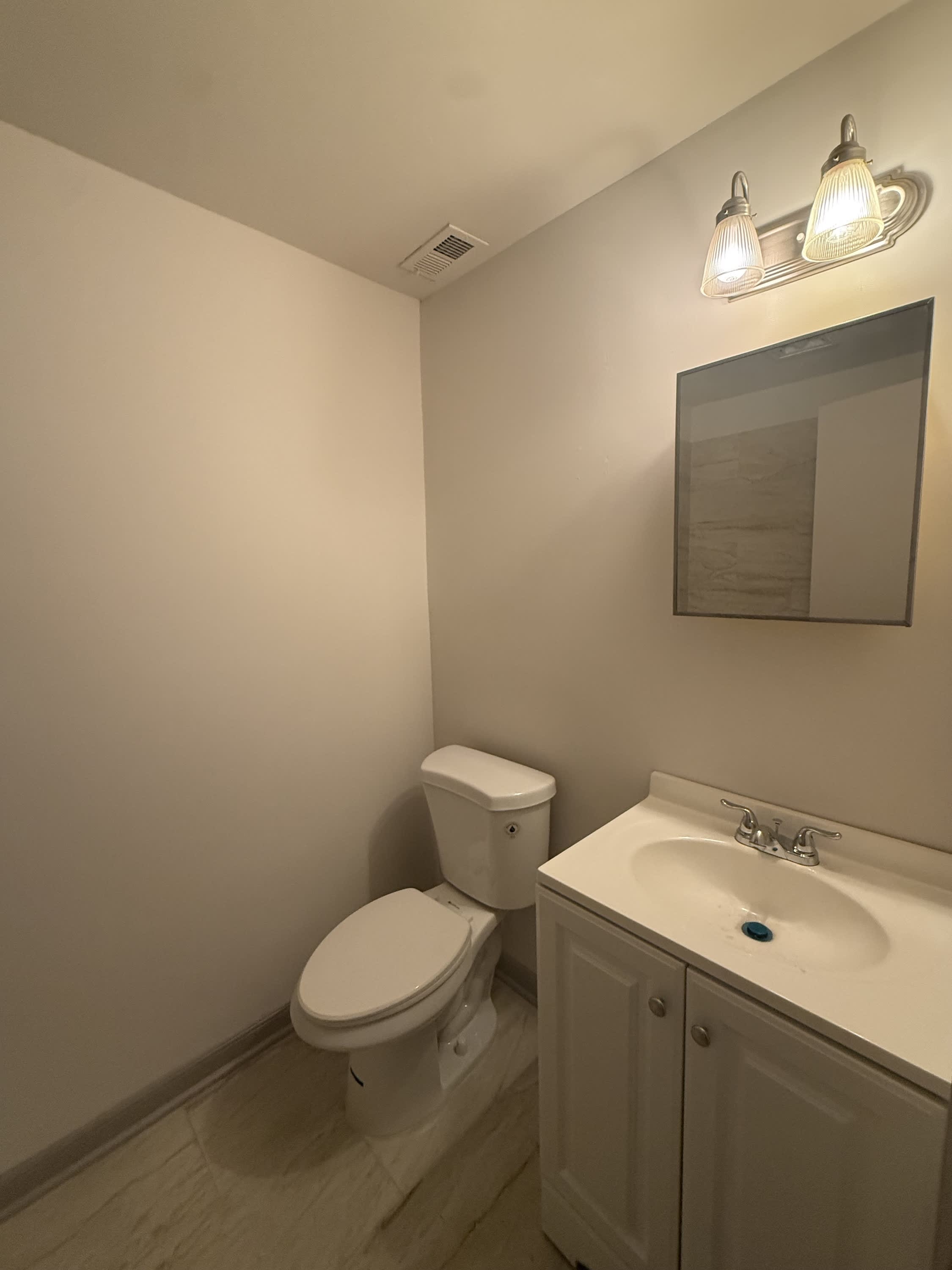 1133 43rd Street North – photo 3