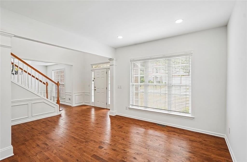5157 Wellisford Court Nw – photo 2