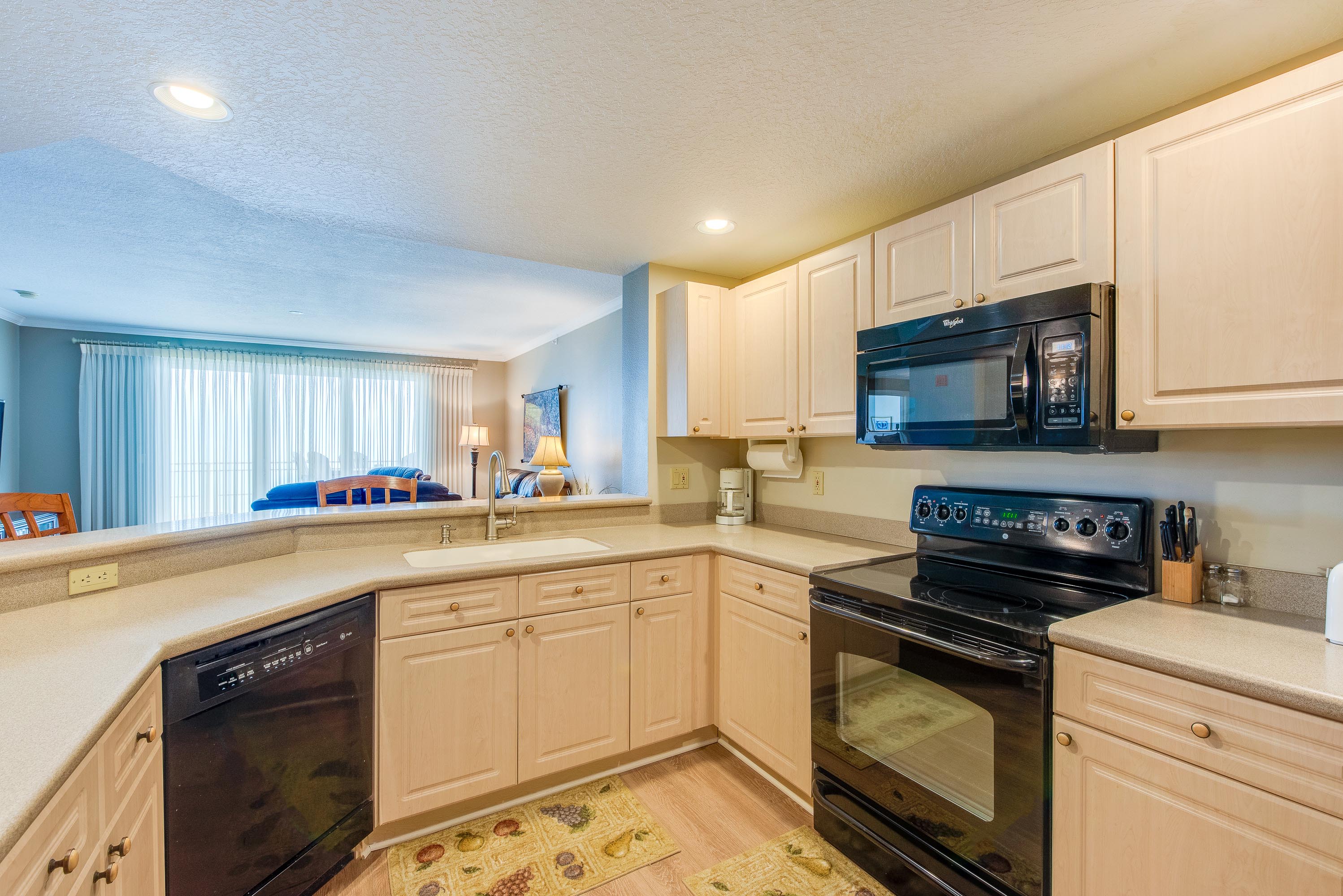 2300 North Atlantic Avenue – photo 3