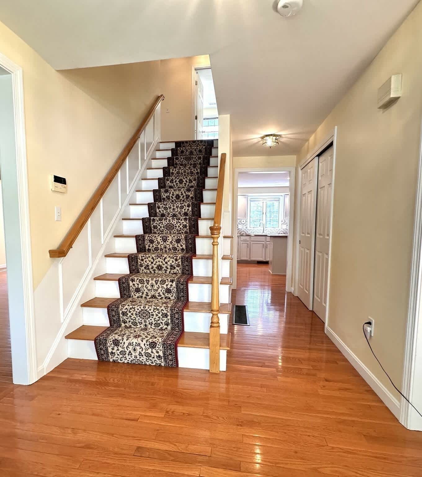 322 Lowell Street – photo 3