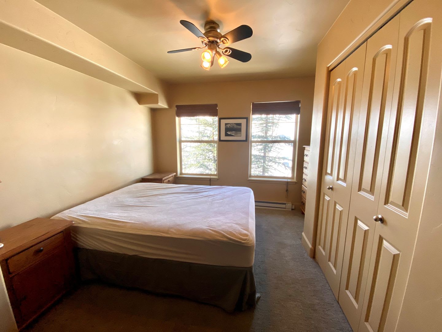 Perfect Furnished Studio with ALL the AMENITIES! – photo 2