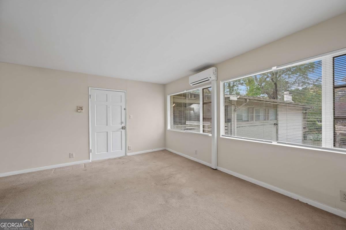 11 Peachtree Hills Avenue NE – photo 5