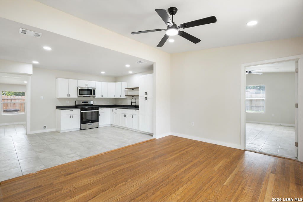 306 WESTMORELAND DR – photo 5