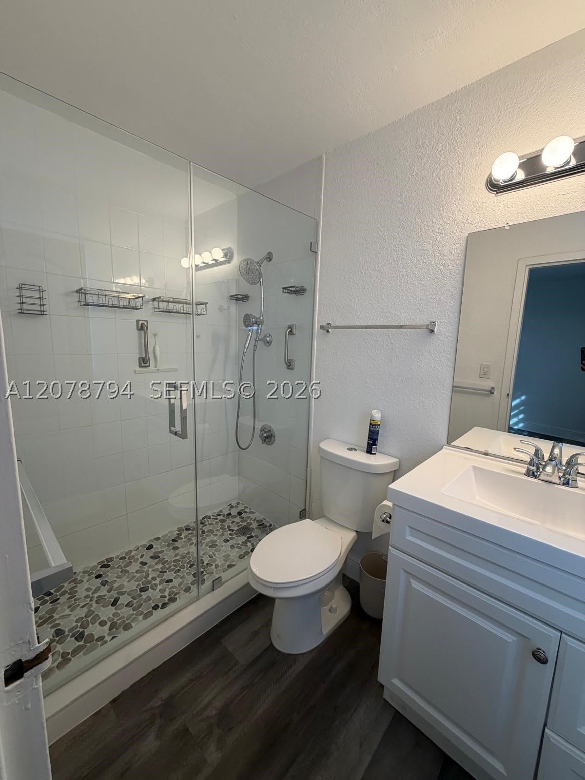 5201 Geneva Way 305 – photo 3