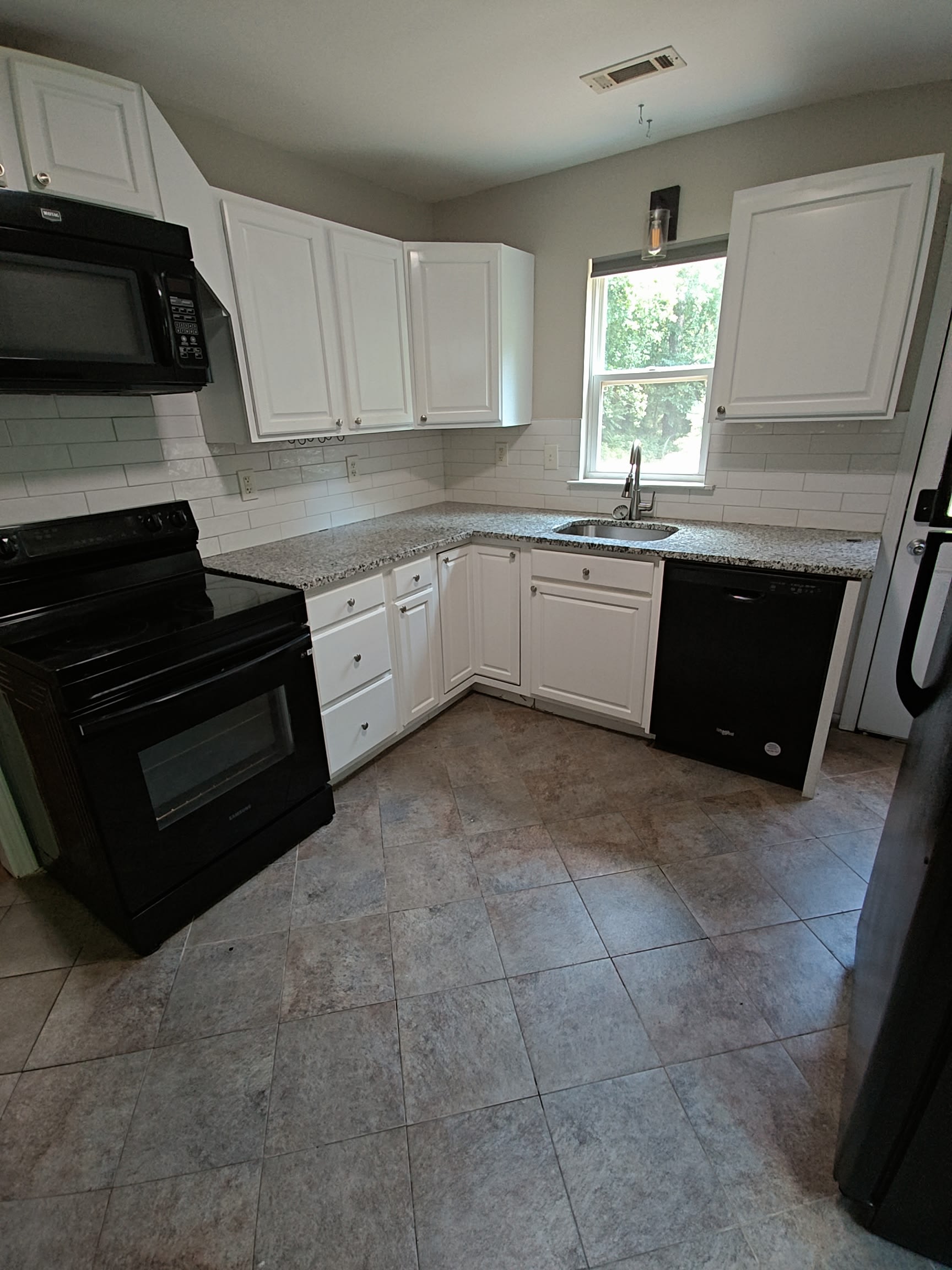 3048 Woodham Way Southeast – photo 4