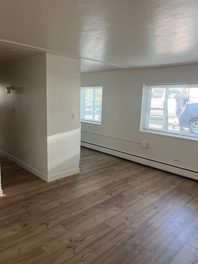 3650 S Lincoln St – photo 2