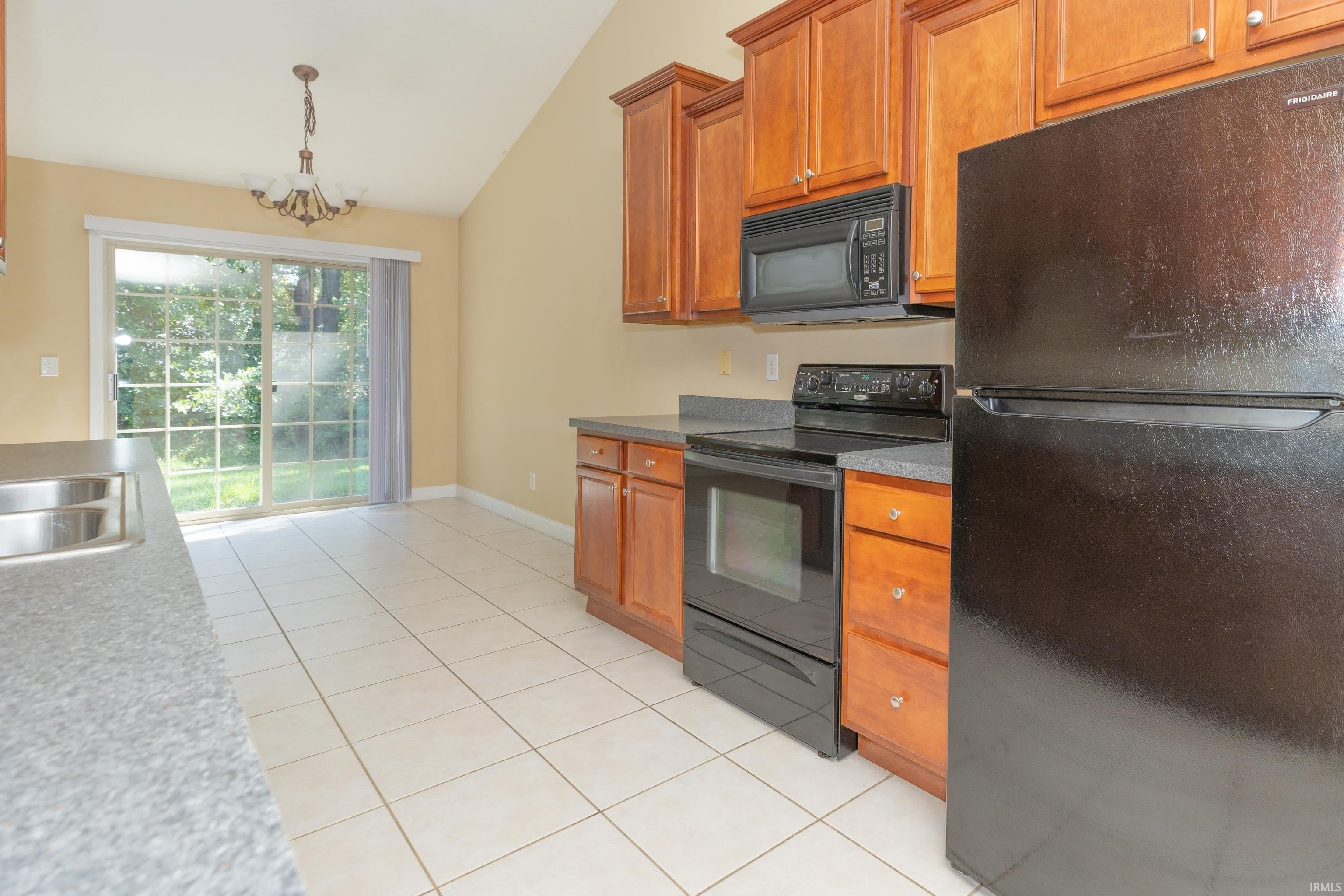 10599 Tecumseh Drive – photo 5