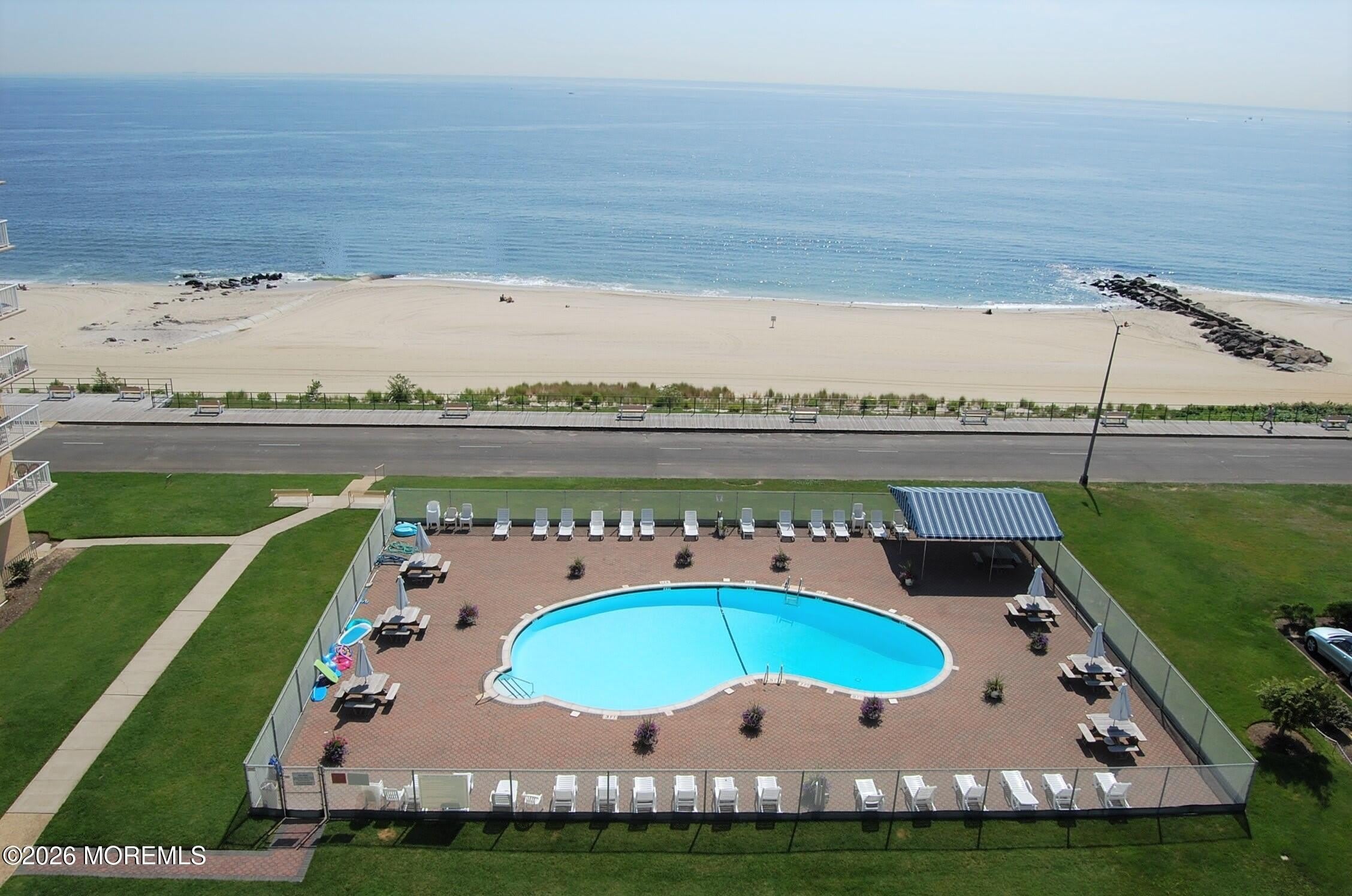 385 Ocean Boulevard – photo 2