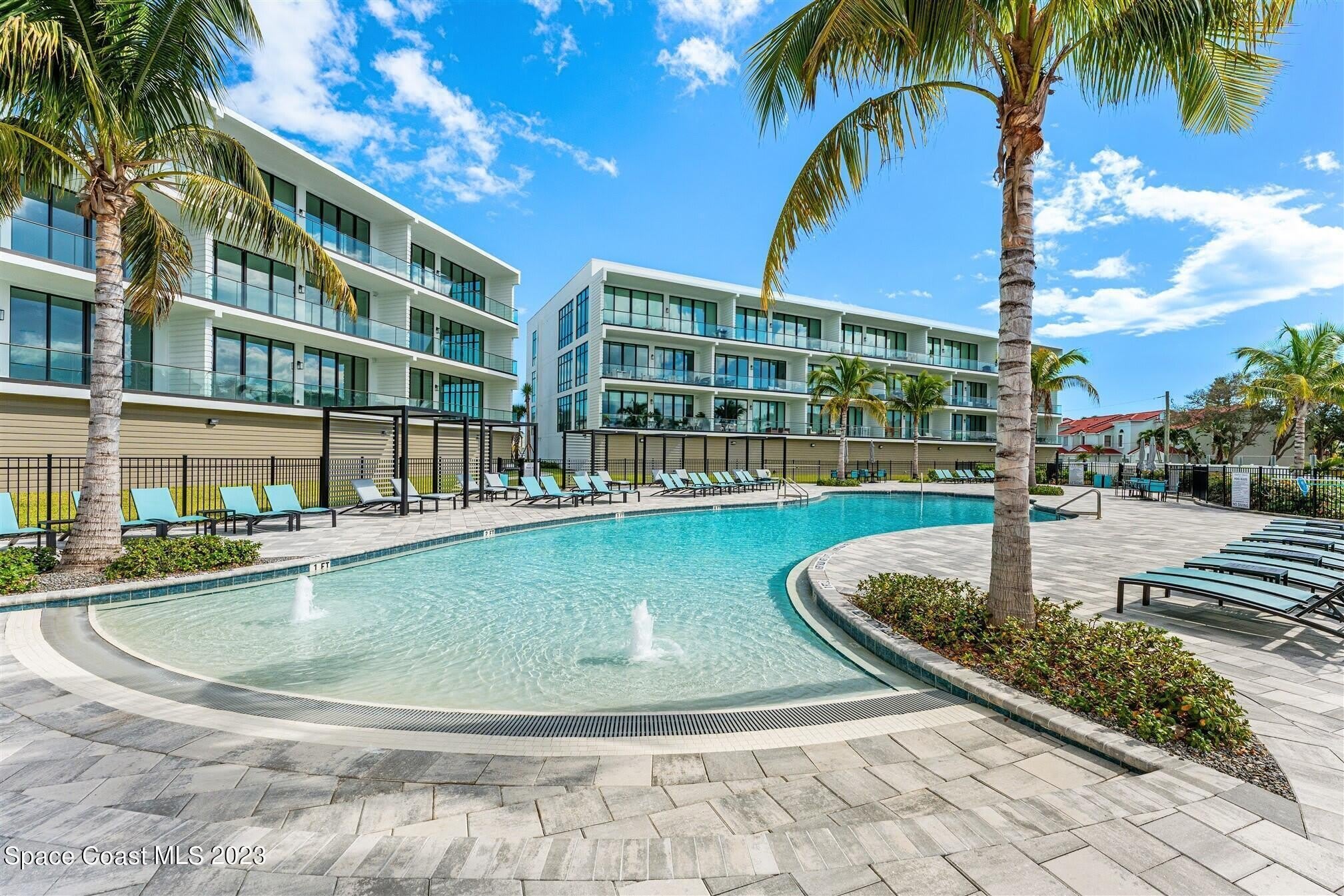 225 Strand Drive – photo 4