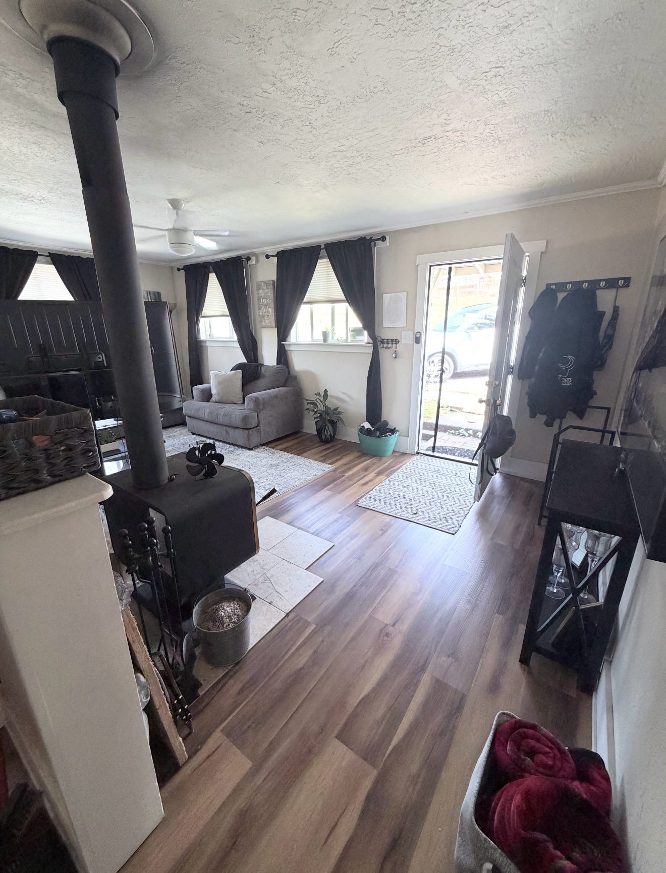 1244 La Barr Meadows – photo 3