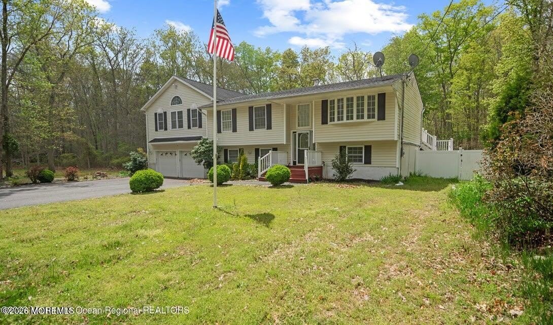 46 Walter Drive – photo 2