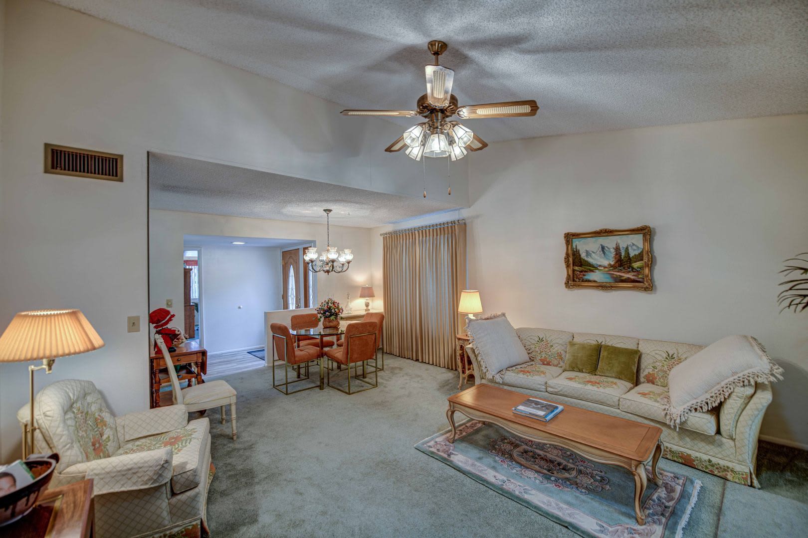 Perfect Home For Enjoying Your Winter In Arizona 2 Bed 2 Bath On The 14Th Fairway Of Heron Lakes Golf Course All In Leisure World A 45 Active Adult Resort Community Available Now Through December 14 2026 – photo 3