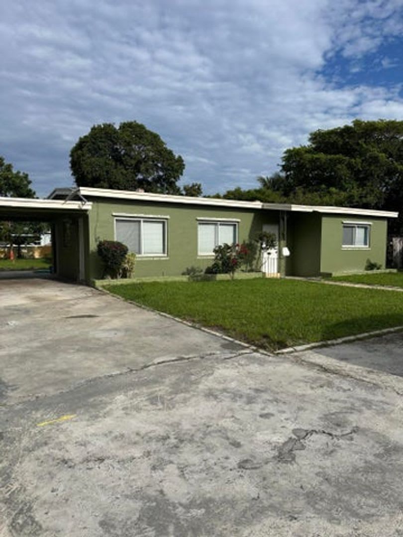 2202 NE 3rd Street, Boynton Beach, FL 33435 – photo 4