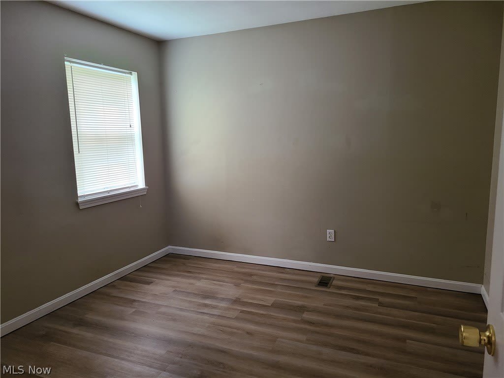 628 Sumner Street – photo 5