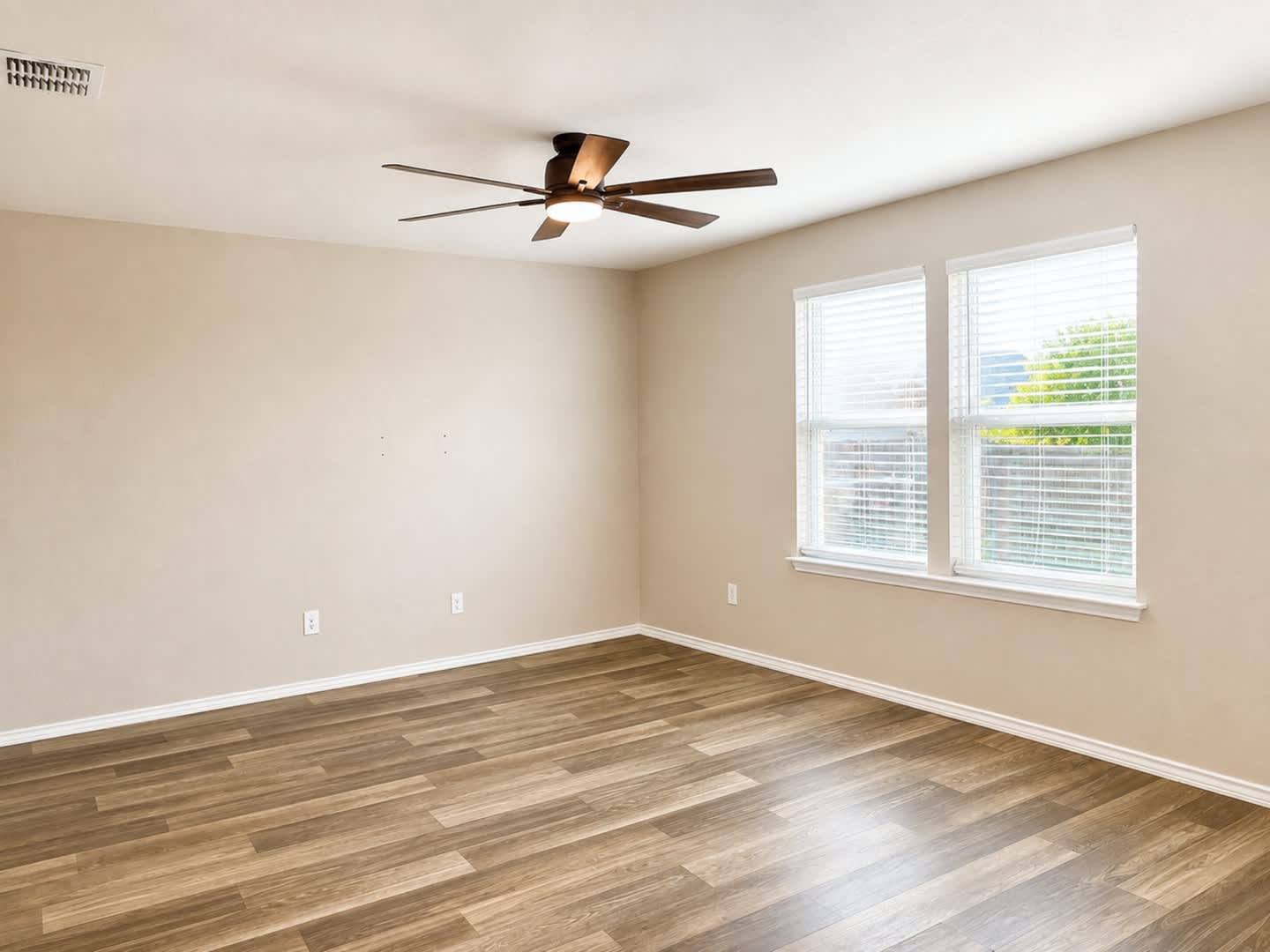 746 Retama Pass, San Antonio, TX 78219 – photo 4