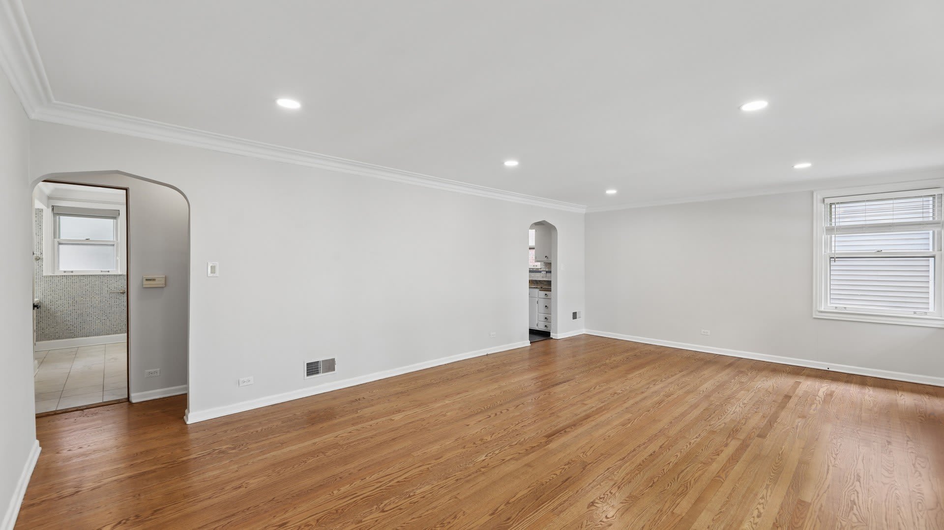 893 S Poplar Avenue – photo 4