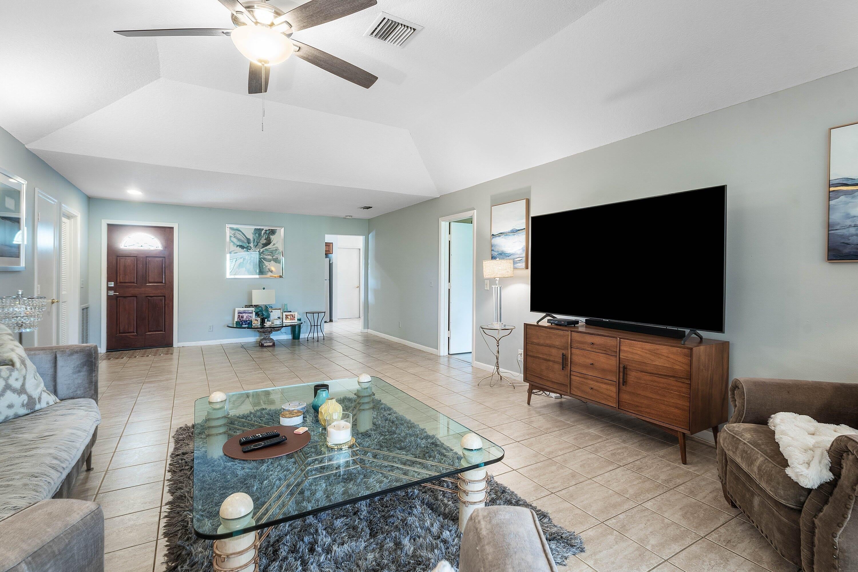 6403 Eastpointe Pines Street – photo 5